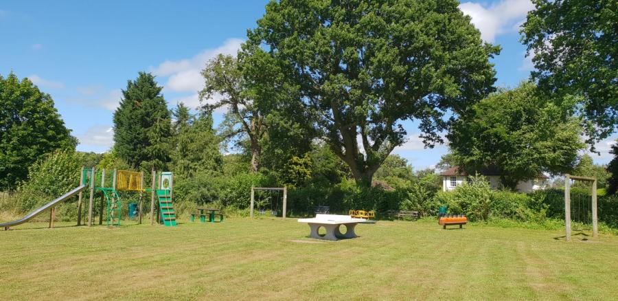 Whitchurch Hill Recreation Ground Play Area